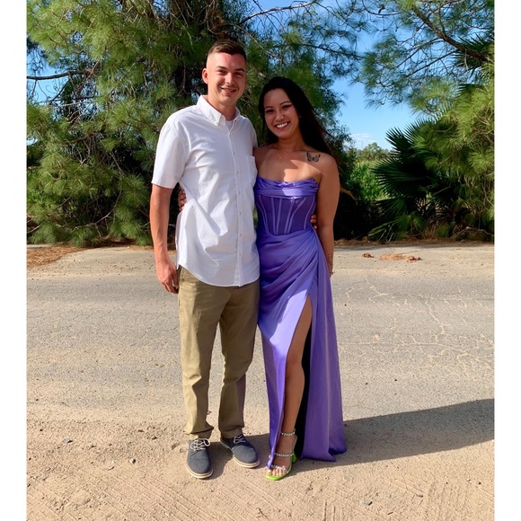 Meet your Posher! π¦ - Picture 8 of 12